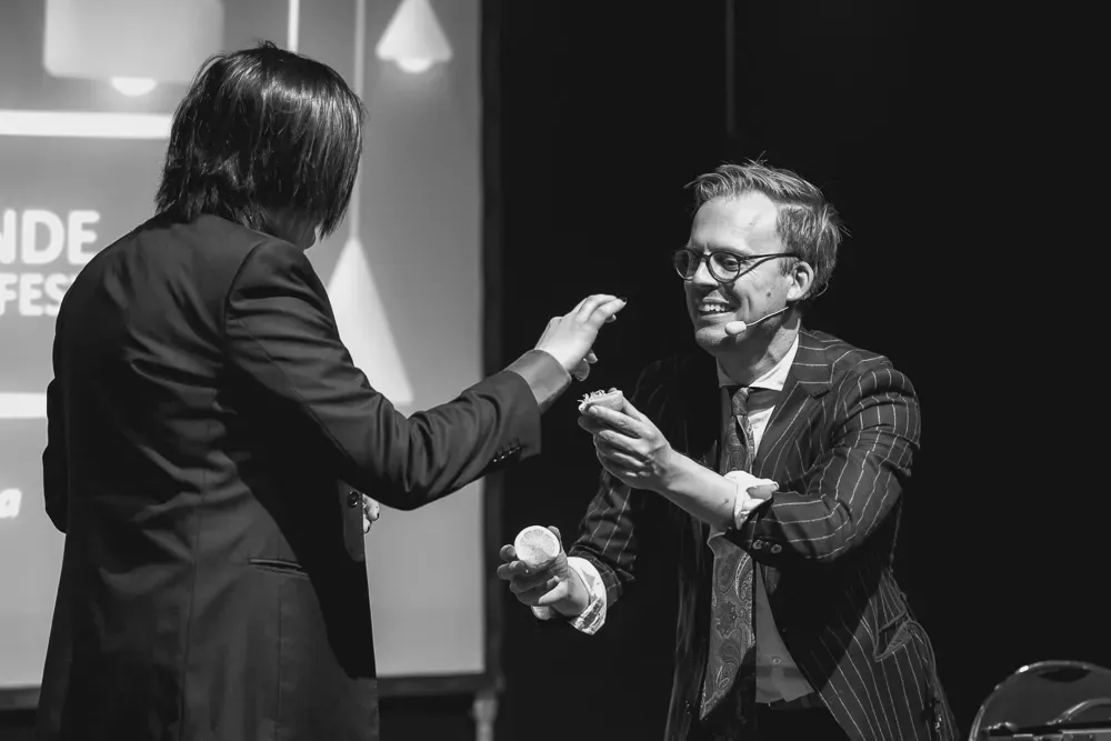 Trollerishow med Fredrik Stenström